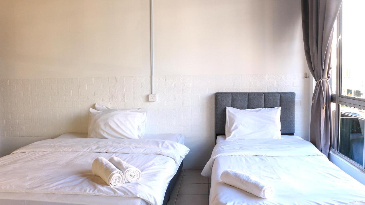 Ihome Boutique Hotel Seri Kembangan Exterior foto